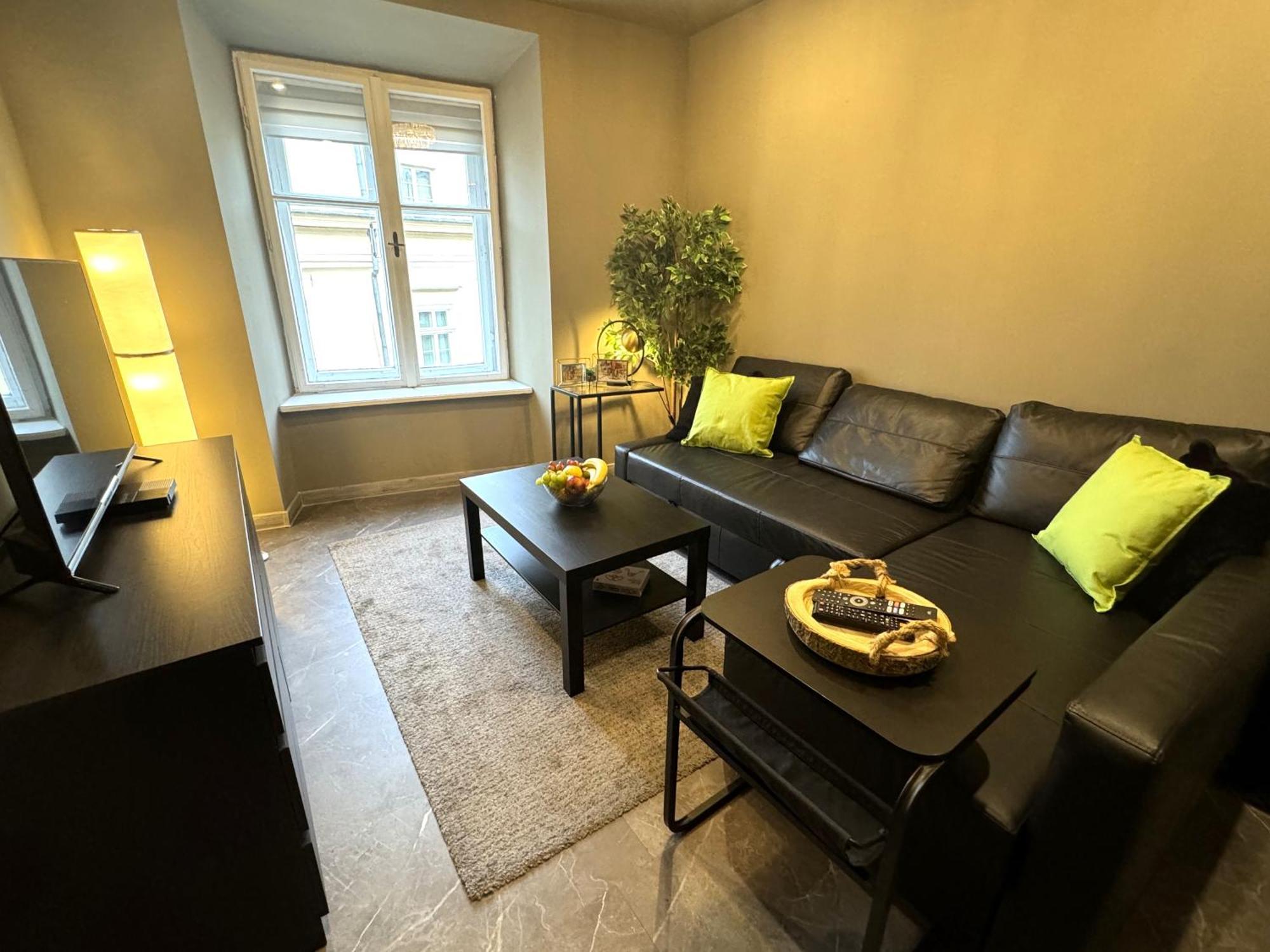 קרקוב Studio Flat With A View מראה חיצוני תמונה